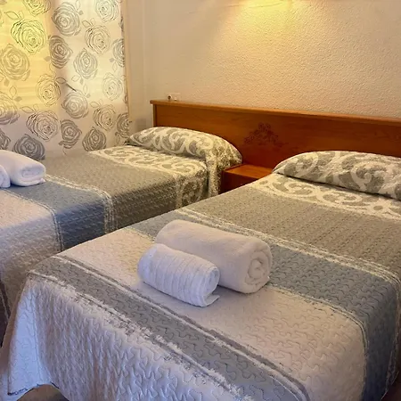 Zodiac Ab 4b アパート